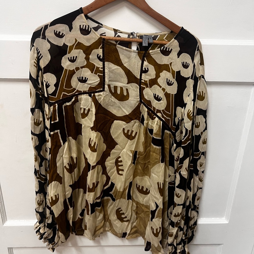 Elegant Floral Long Sleeve Blouse